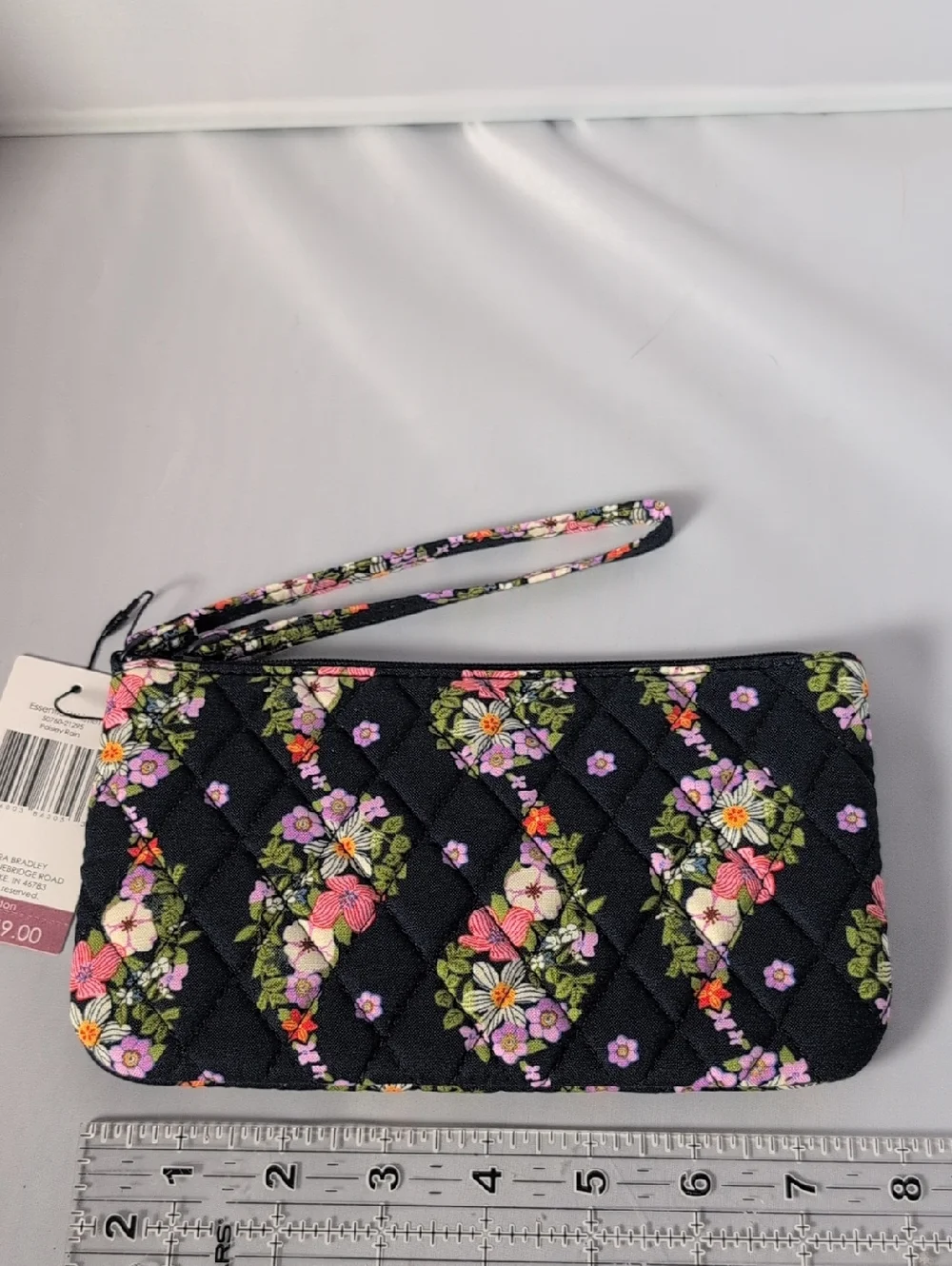 Vera Bradley Outlet Essential Wristlet in Paisley Rain